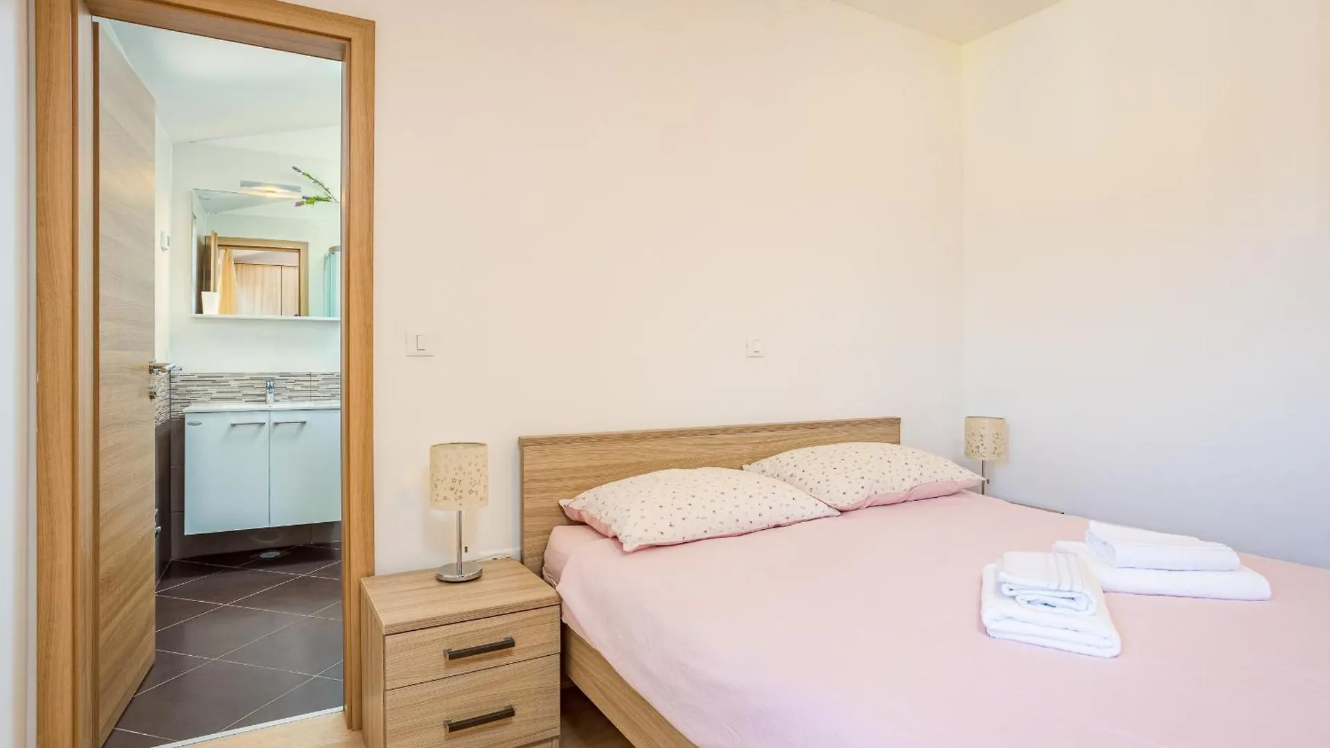 Villa Ana For 12 Persons With Private Saltwater Pool Jursici Croatia