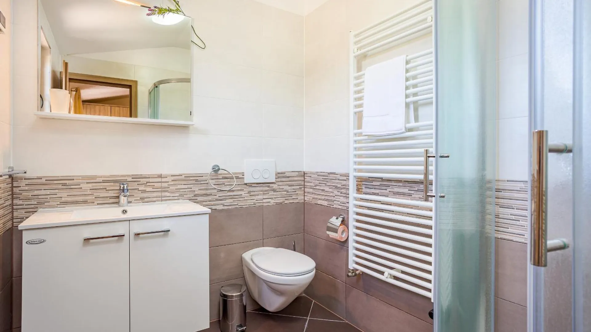 Villa Ana For 12 Persons With Private Saltwater Pool Jursici Croatia