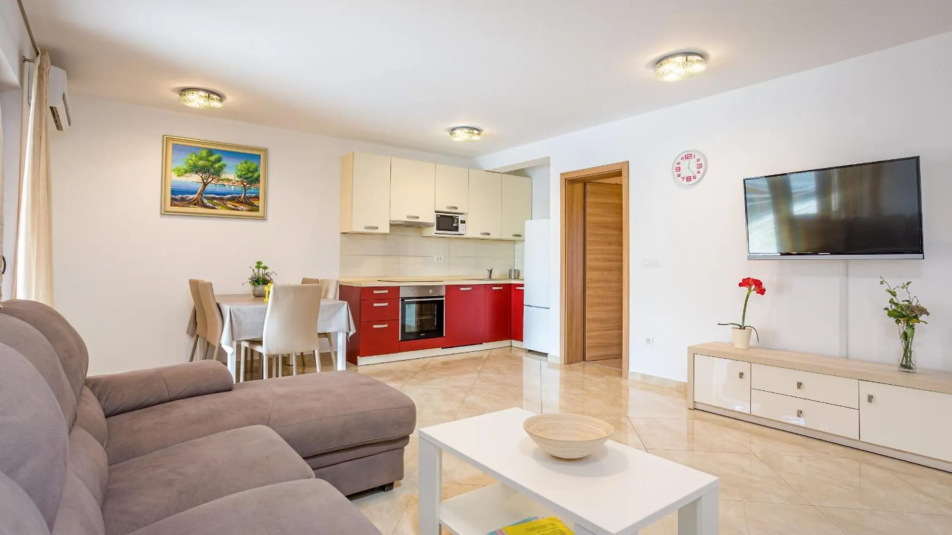 Villa Ana For 12 Persons With Private Saltwater Pool Juršići 0*,  Horvátország